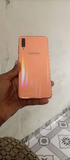 Samsung a70 6 128 with box glass crack h all OK working condition m h