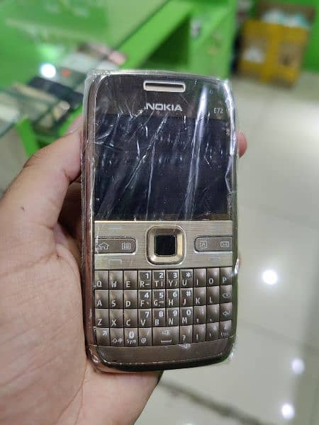 Nokia E72 Classic Fresh Imported Stock 4