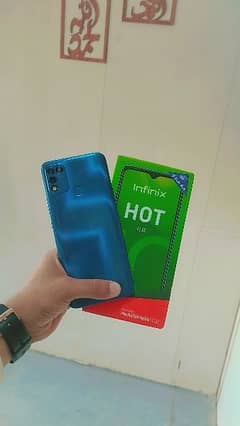 Infinix Hot 10 play 4/64 complete Box
