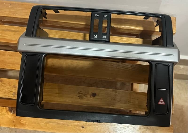 2014 prado tv console genuine 0