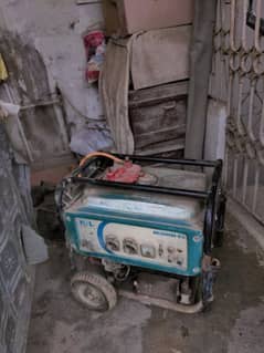 Generator for sale (Gas & Petrol)