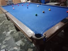5 by 10 Snooker Table with cue sticks rest, snoker pathar break