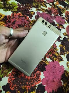 Huawei P9 Mobile For Sale Read add