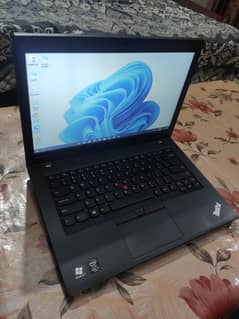 Lenovo L450 256GB/8GB Brand New 10/10 Condition