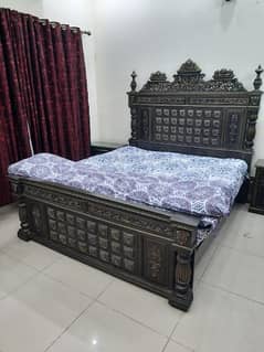 King size Bed with 2 side tables and Dressing Table