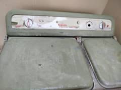 Old Washing Machine With Drayer