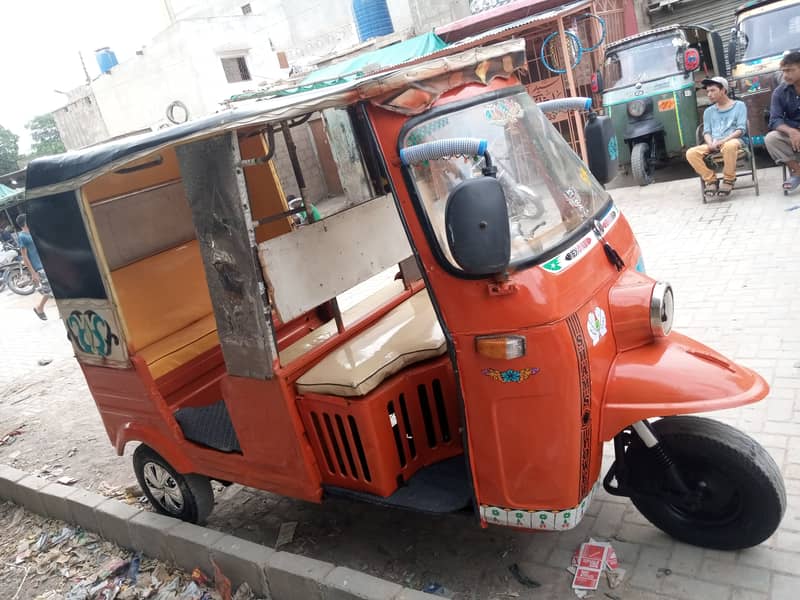 Shams-Power-2016,6-Seater,Disc-Brake,PetRoL Rickshaw,Engine FuLL ok 4