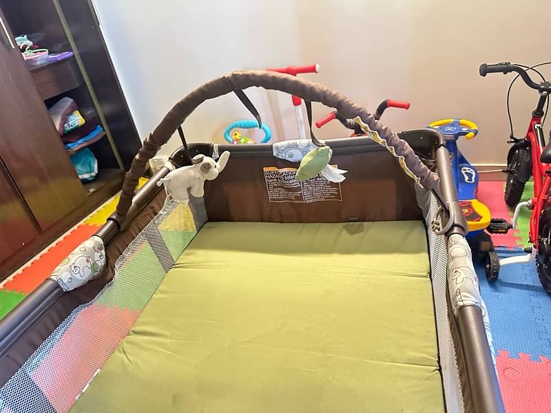 Kids Cot / Baby cot / Kids pram for sale 1