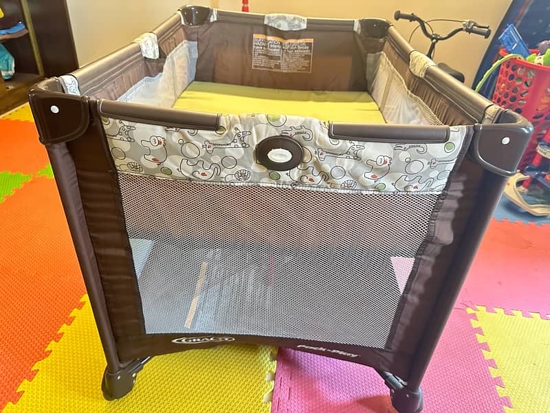 Kids Cot / Baby cot / Kids pram for sale 4