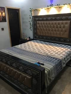 King Size Bed Set with Dressing and Showcase