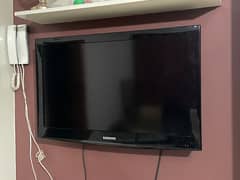 Samsung Tv with box