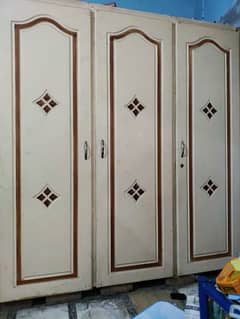 Wooden Almari 3 doors