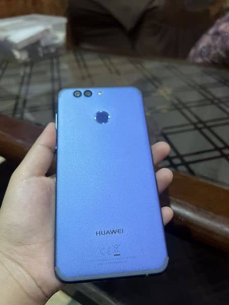 Huawei nova 2 0