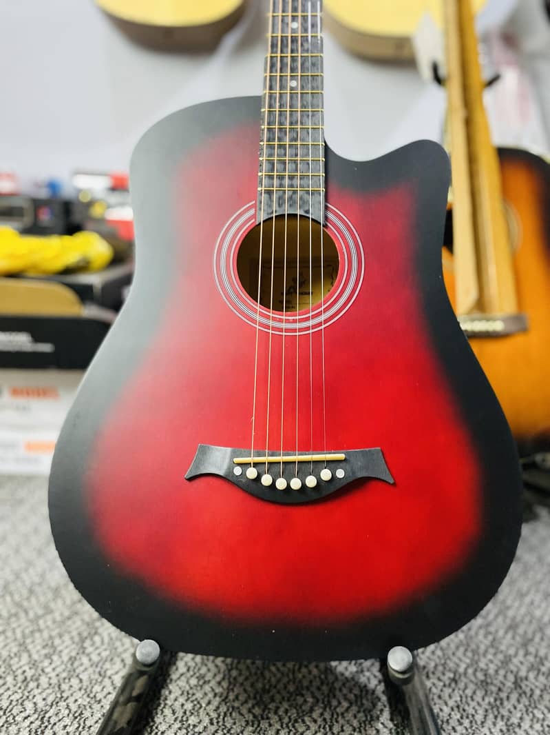 SALE SALE SALE Acoustic bignner guitar ( best for learning students) 8