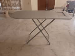 Iron stand table