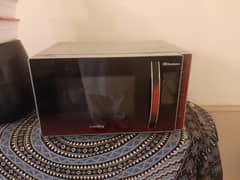 Baking Microwave Oven