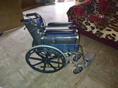 wheel chair like brand new not use