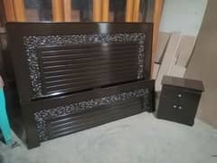 King size bed two side tble ky sath