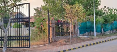Exclusive Opportunity: 4 Kanal + Extra Land Ready To Move House For Sale In Block B, Gulberg Greens, Islamabad