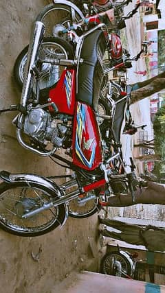 Honda 125 one hand use lush condition