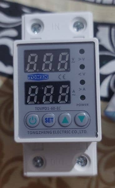 Tomzn 63-A,Over and under voltage controller and protector 1