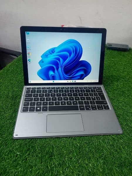 DELL 7200 i5 8th Gen 8GB Ram 256GB nvme 2K display 0