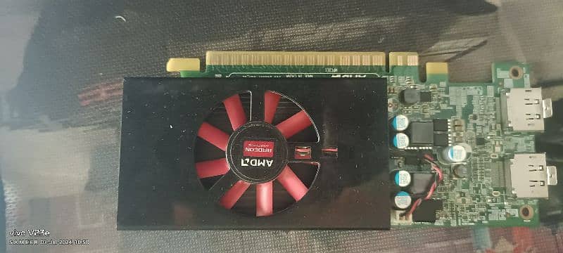 AMD Radoen R7 450  4GB Ddr5 128Bit 5