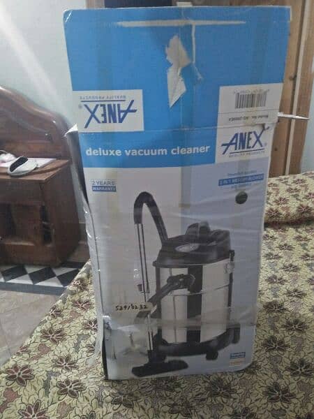 vacuum cleaner new condition 5