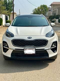 KIA SPORTAGE FWD 4000 KM DRIVEN ONLY