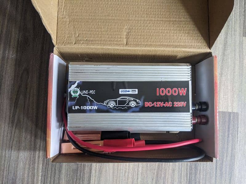 1000 watt solor power inverter 12 volt DC to 220 Ac converter 0