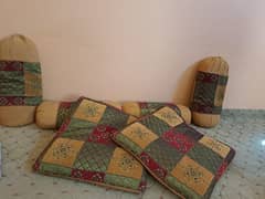 2 floor cushions and 4 gao takyey