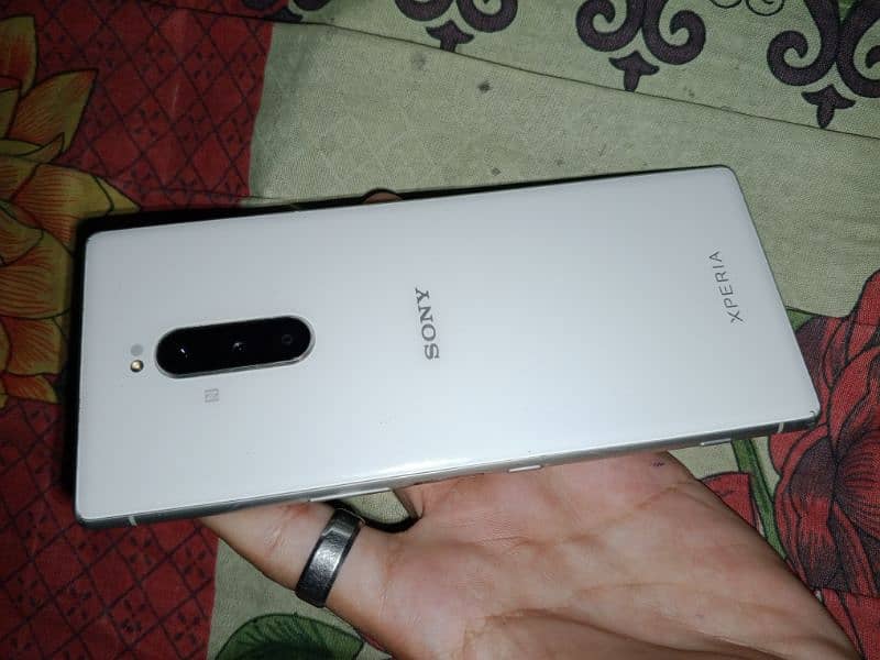 Sony Xperia 1 0