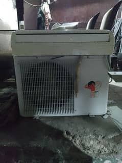 haier air conditioner in very good condition