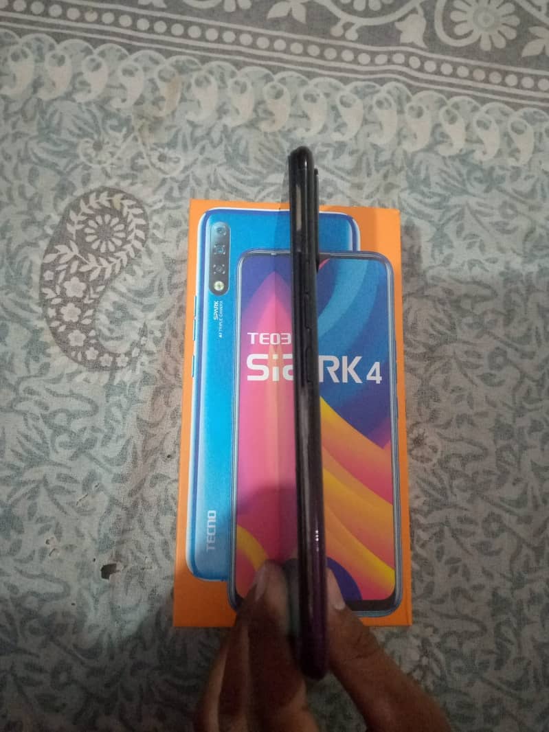 tecno spark 4 3/32 4