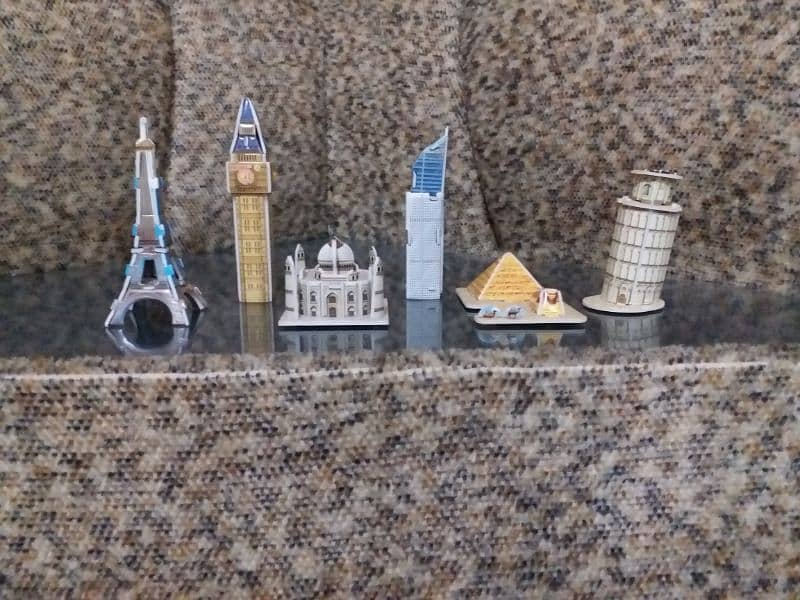 Small Size Famous Building Models 0