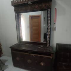 bed  and dressing table