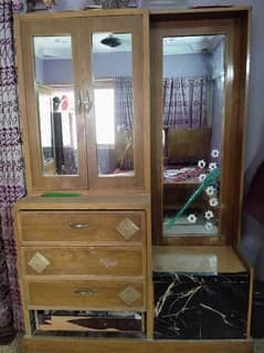dressing table and side tables