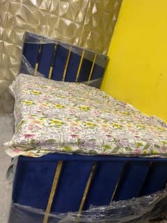 SINGLE BED FOR SALE
