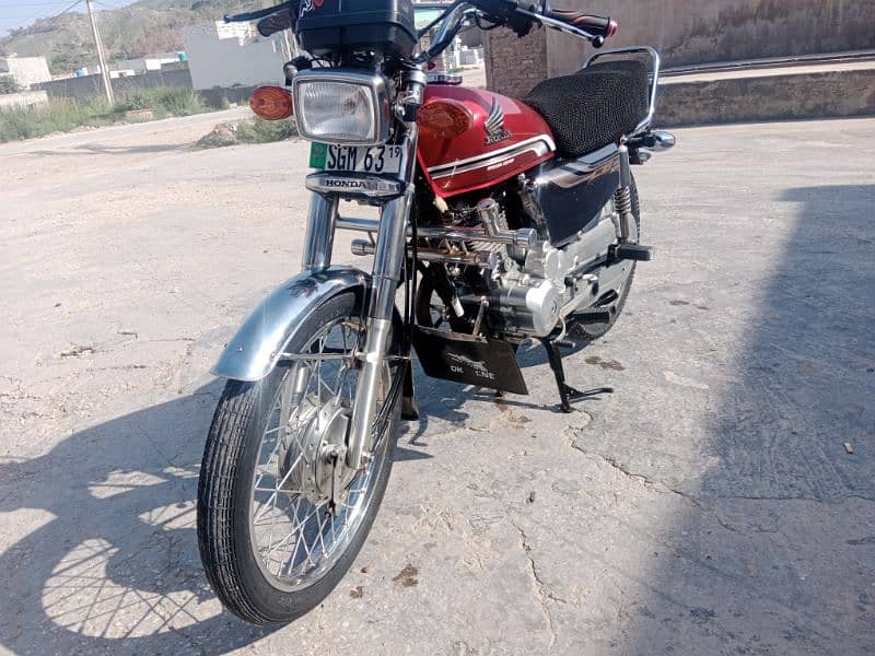 Honda cg 125 self start special edition in vip condition for sell 5