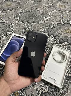 Apple iPhone 12 Black