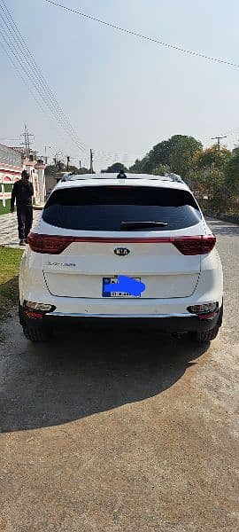 KIA Sportage FWD  2022 1