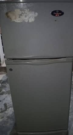 Dawlance fridge for urgent sale