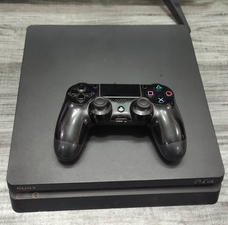 PS4 Slim 1TB with original controller 0