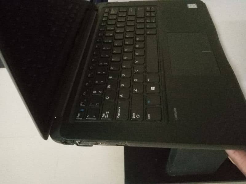 i5 7th gen Laptop 4