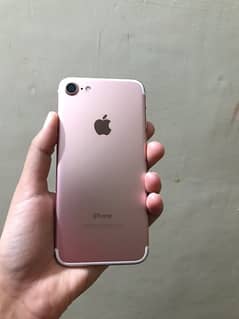 iphone 7 128 gb nonpta my whatsapp num 03295859730