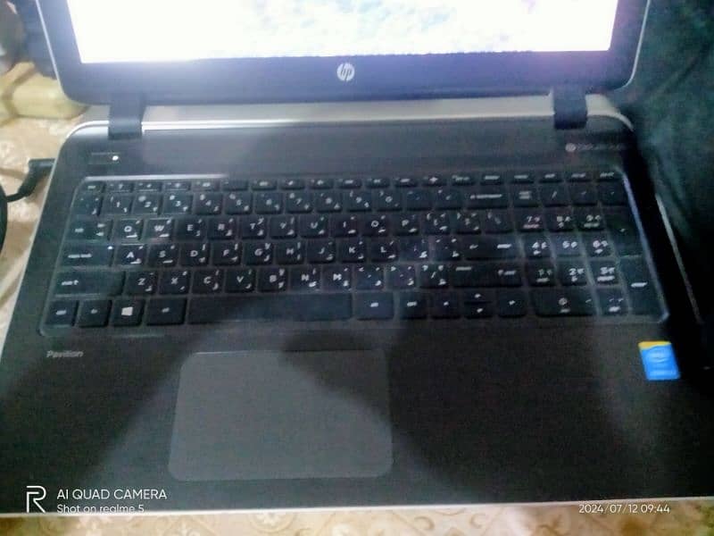 HP Pavilion 15 Notebook PC - i3-4030U 8