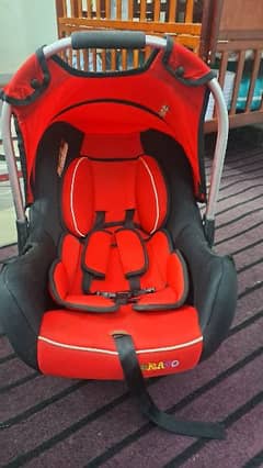 baby carry cot and car seat Bravo Brand