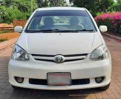 Toyota Platz 2004