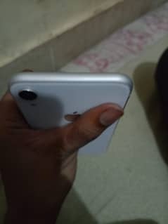 iphone xr 64 gb jv block white colur