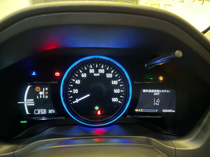 Honda vezel 2019 Model Z Pkg 35,000KM 4-GRADE NOV-2024 IMPORT 2018 2